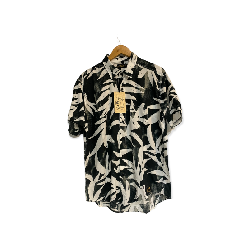 CAMISA FIBRANA HAWAIANA HOJAS NEGRAS